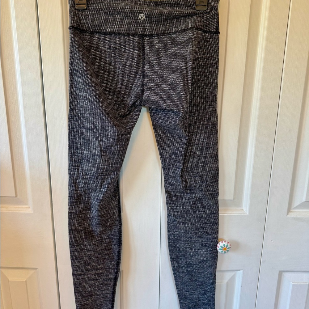 Lululemon Leggings 28” Size 6 Heather Charcoal NWOT $50